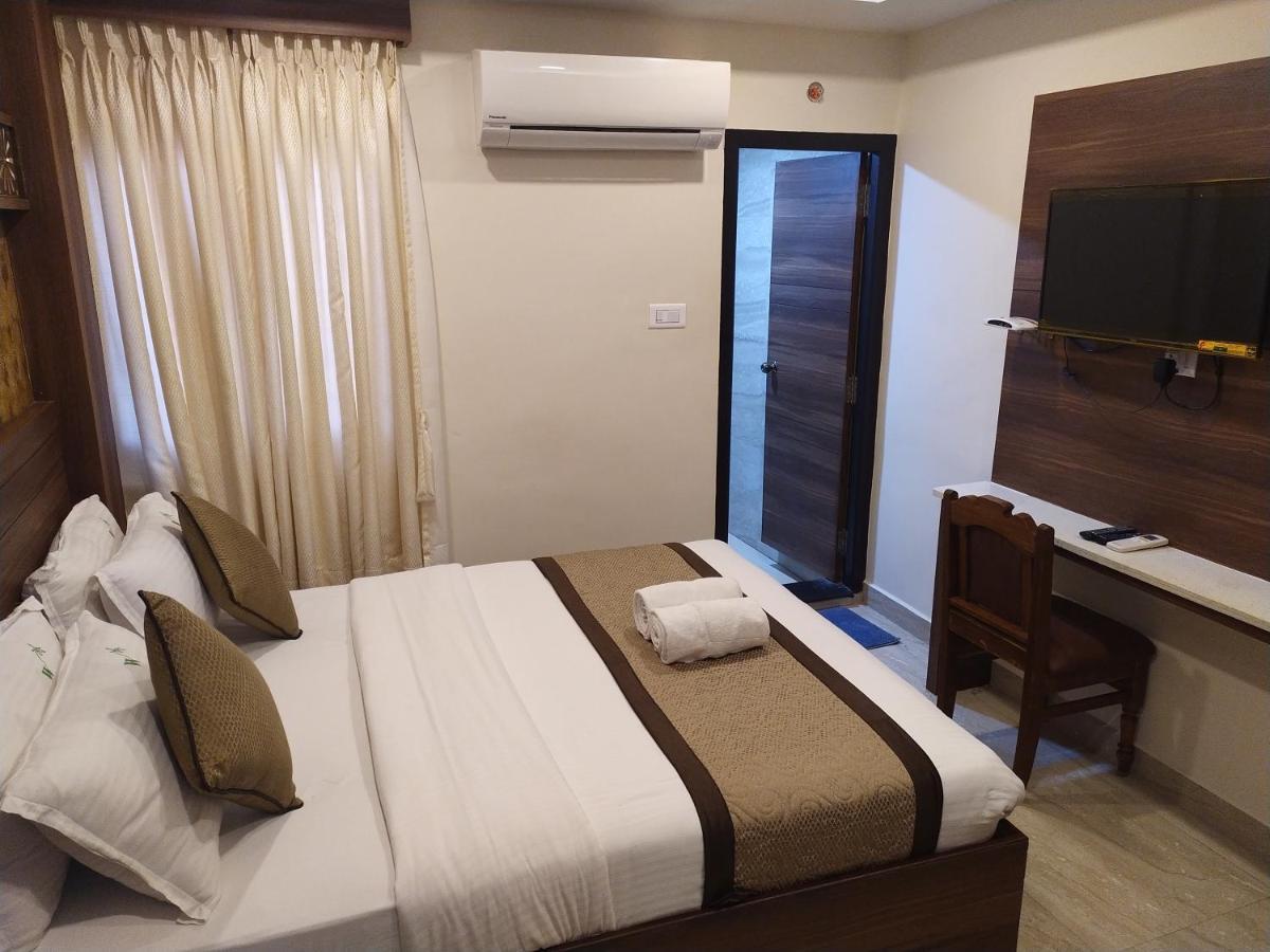 Hotel White Boutique Pondicherry Esterno foto