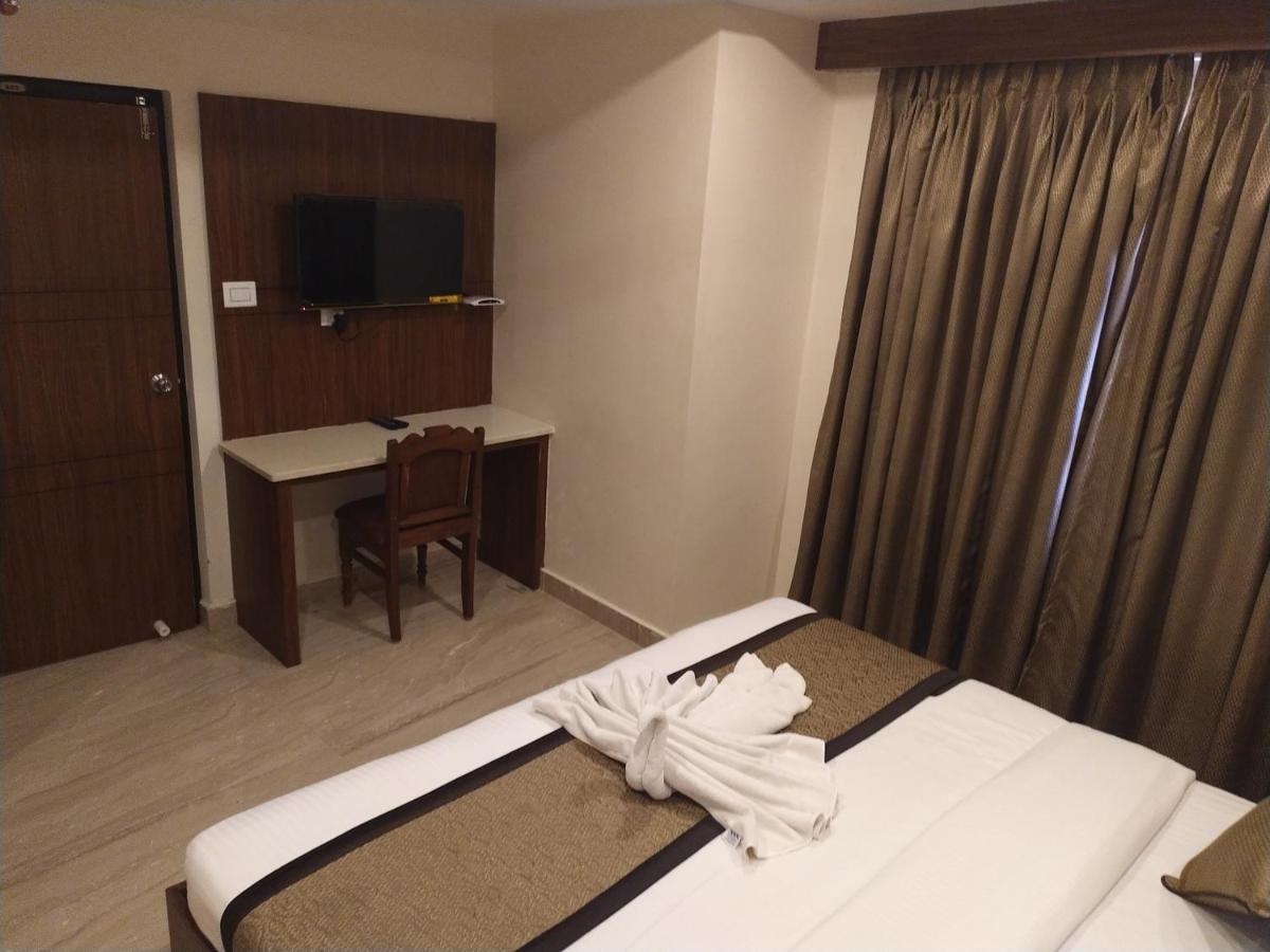 Hotel White Boutique Pondicherry Esterno foto