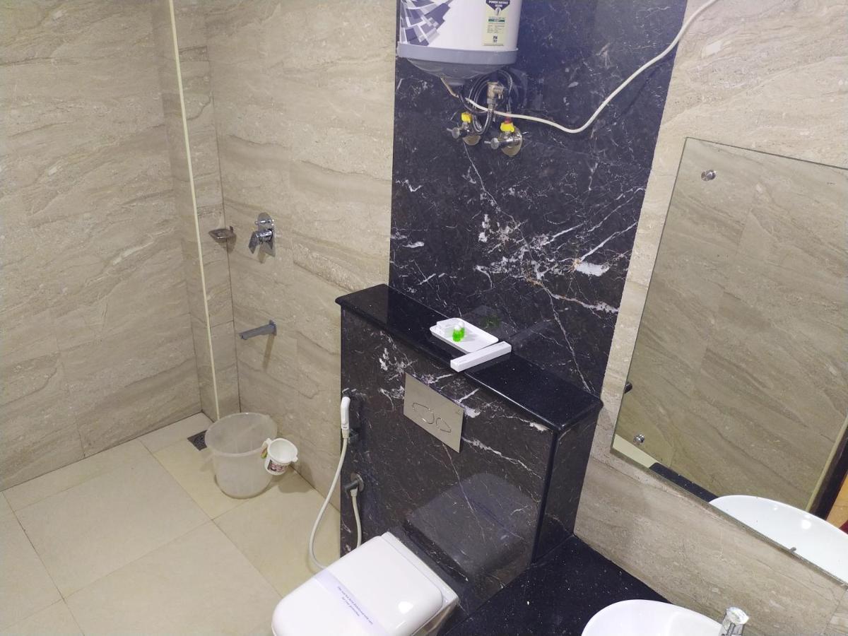 Hotel White Boutique Pondicherry Esterno foto