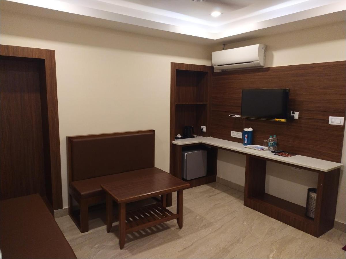 Hotel White Boutique Pondicherry Esterno foto