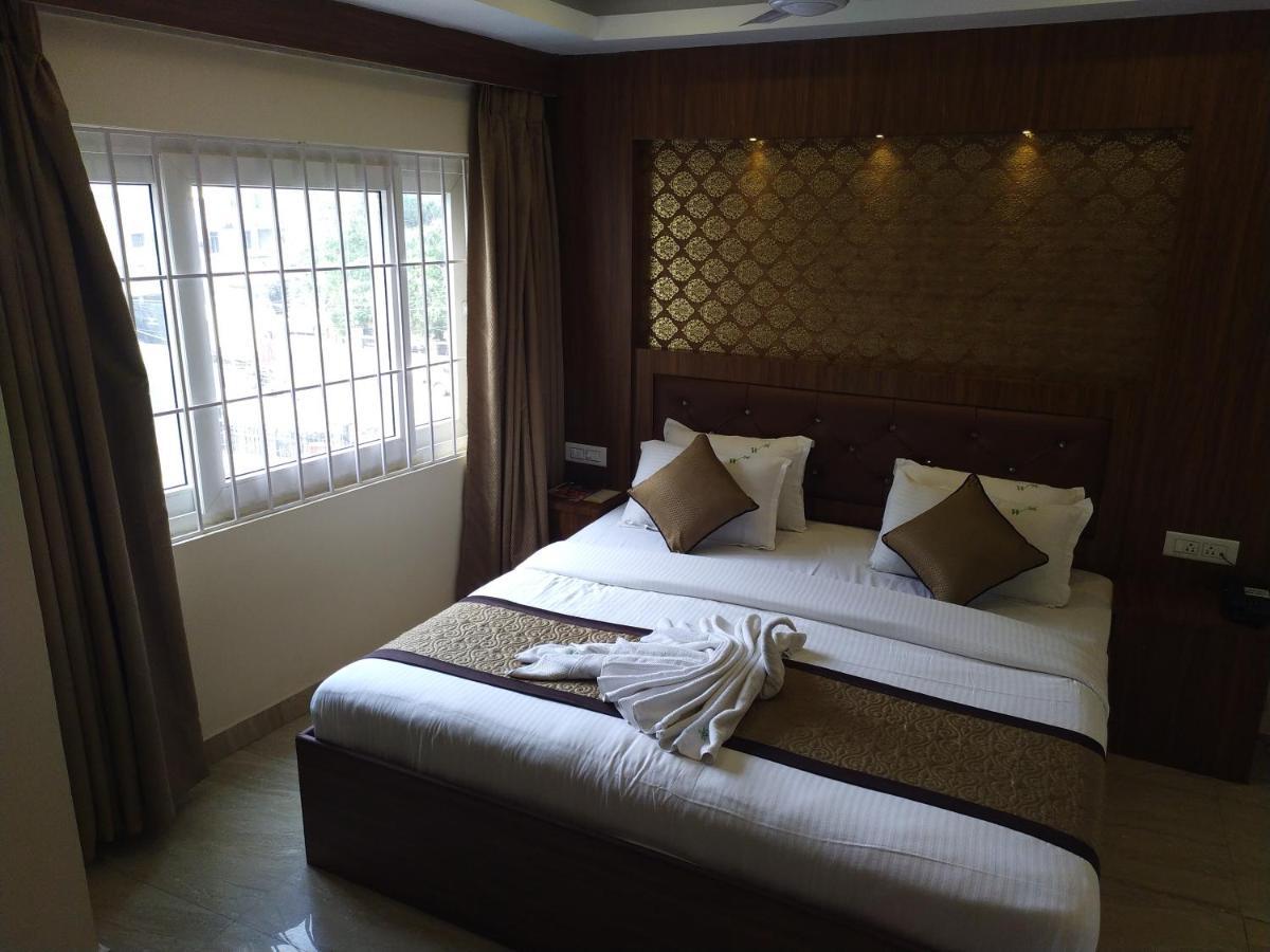 Hotel White Boutique Pondicherry Esterno foto