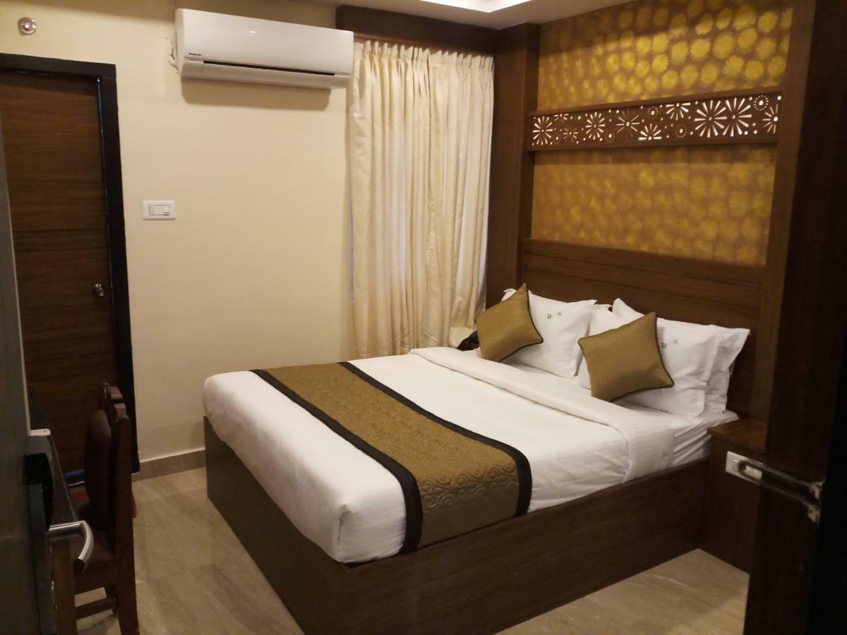 Hotel White Boutique Pondicherry Esterno foto