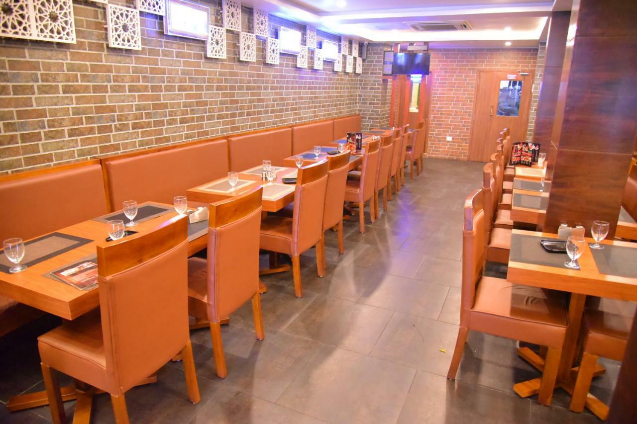 Hotel White Boutique Pondicherry Esterno foto