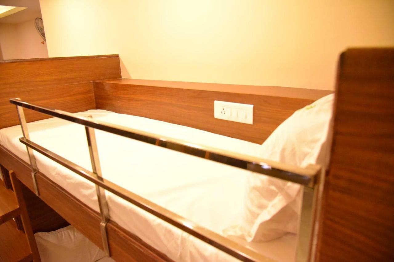 Hotel White Boutique Pondicherry Esterno foto