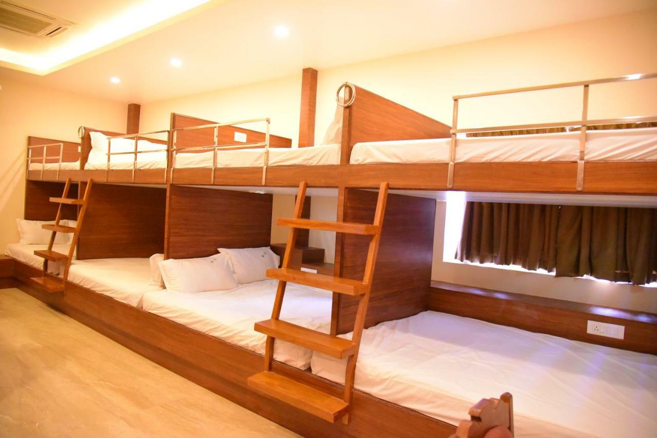 Hotel White Boutique Pondicherry Esterno foto