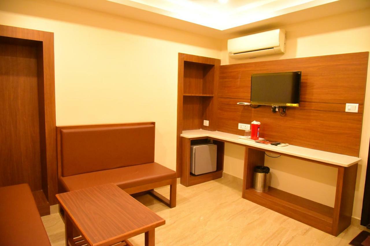 Hotel White Boutique Pondicherry Esterno foto