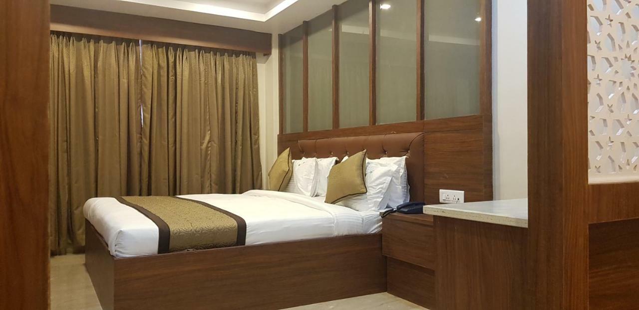 Hotel White Boutique Pondicherry Esterno foto